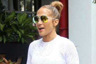 Tajice koje žene izbjegavaju nositi u javnosti, ne i Jennifer Lopez