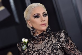 Lady Gaga pokreće svoju liniju kozmetike!