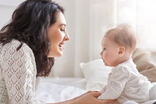 Stroga pravila jedne mame za posjet novorođenoj bebi podijelila mišljenja na internetu