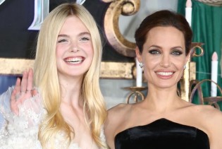 Angelina Jolie i Elle Fanning objavile prvu fotografiju sa seta filma "Maleficent 2"