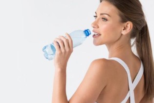 Pravilna hidratacija: Ako ste osjetili žeđ, bubrezi već "pate"