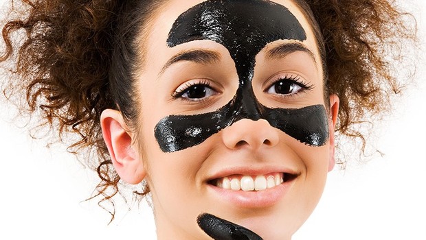 Tri crne maska za savršeno čistu kožu