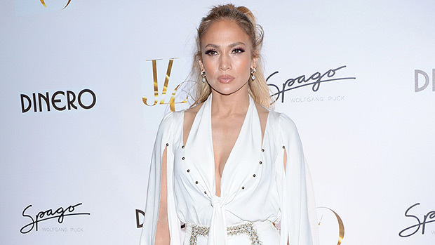 Modni trik Jennifer Lopez: Bijele pantalone koje izdužuju figuru