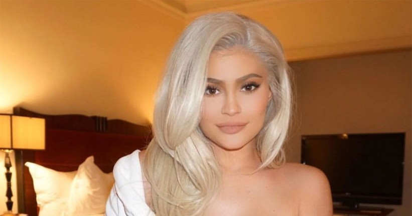 Kylie Jenner vraća u modu beauty trend koji će plavušama olakšati život