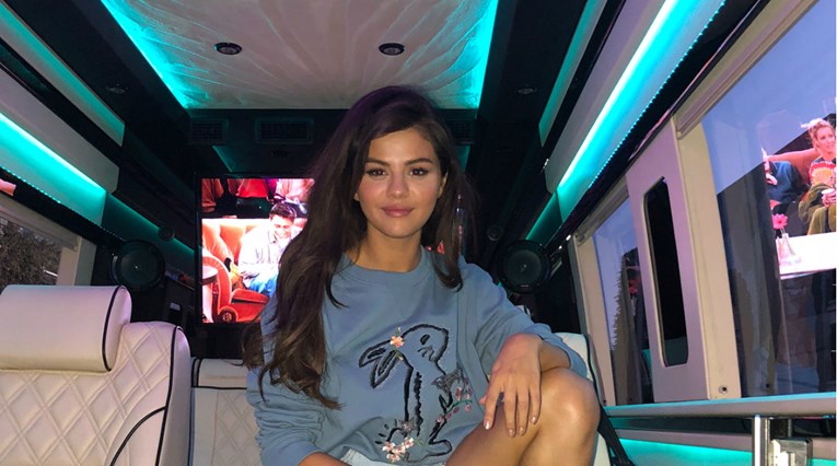 Neobičan potez: Selena Gomez izbrisala svoju najlajkaniju fotku