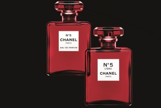 Chanelova "Petica": Kultni miris prvi put u historiji promijenio boju bočice