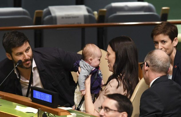 Novozelandska premijerka prva žena koja je donijela bebu u Generalnu skupštinu UN-a