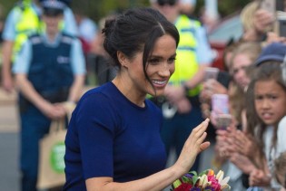 "Prozirna" suknja Meghan Markle zbog koje će kraljica tražiti objašnjenje