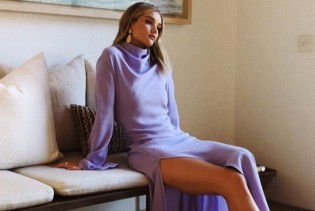 Rosie Huntington-Whiteley zna kako nositi boju lavande