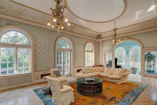 Kirstie Alley prodaje svoje ekstravagantno zdanje za 12 miliona dolara
