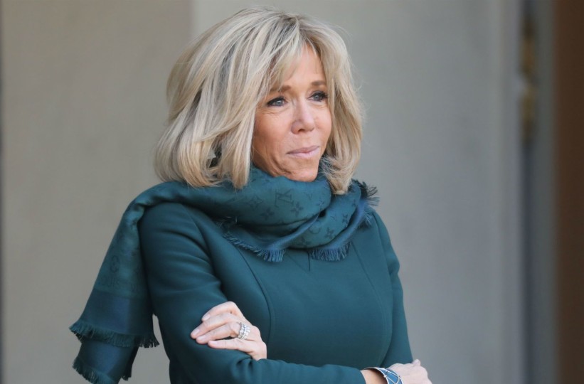 Brigitte Macron: "Opake" štikle u kakvima stvarno treba znati hodati