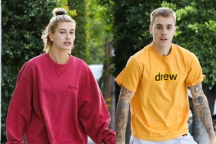 Justin Bieber je postao dizajner i "zaposlio" suprugu kao hodajuću reklamu