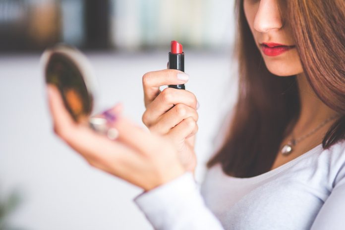Genijalni i učinkoviti make-up trikovi za koje vjerojatno niste čule