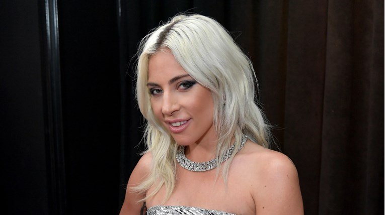 Vratila se stara Lady Gaga: Pjevačica na Grammy afterparty došla u donjem rublju