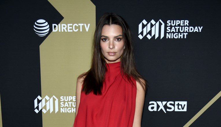 Emily Ratajkowski prekršila osnovno modno pravilo neobičnim outfitom