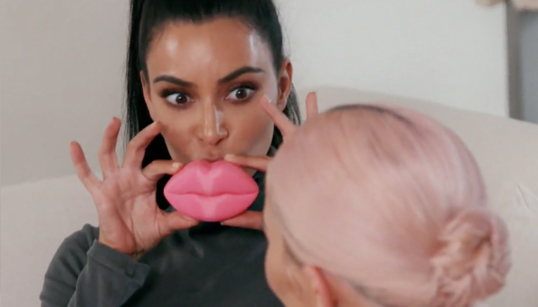 Koji će novi proizvod predstaviti Kylie Jenner u suradnji s Kim Kardashian?