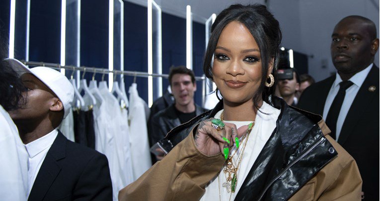 Rihanna u Parizu još jednom pokazala da je sama sebi najbolja reklama