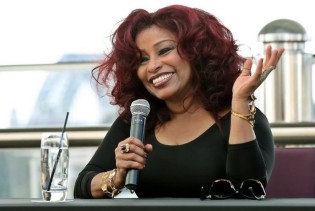 Muzička legenda Chaka Khan na snimanju za Variety u kreaciji Kaftan studija