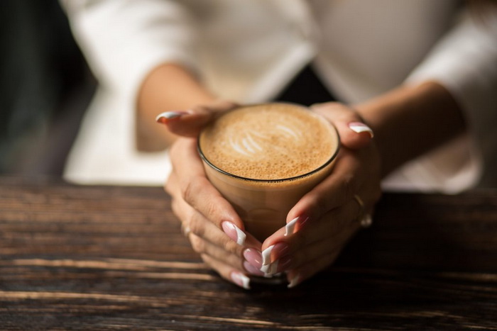 Pet znakova da pretjerujete s kafom