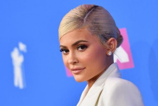 Kylie Jenner prodala udio u svojoj kompaniji za 600 miliona dolara