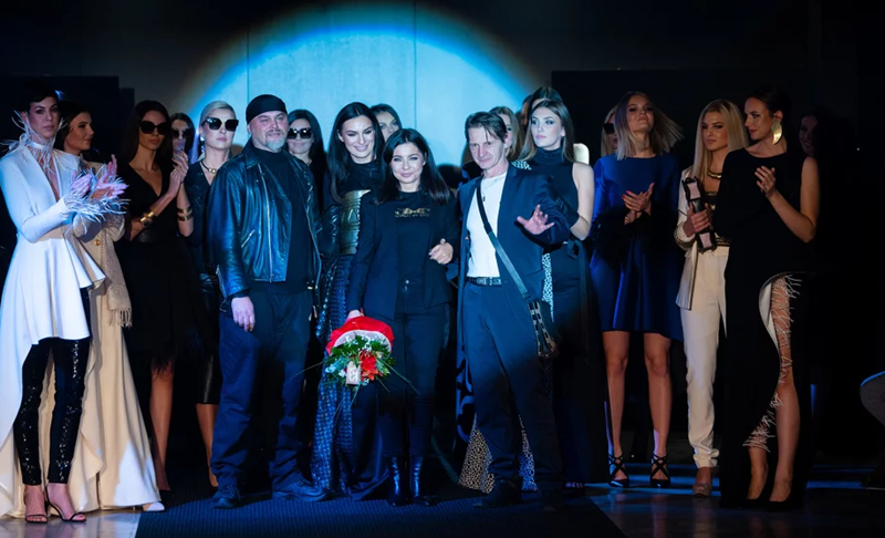 Modna dizajnerica Emina Husedžinović-Ibrahimović predstavila kolekciju "Urban- Etno"