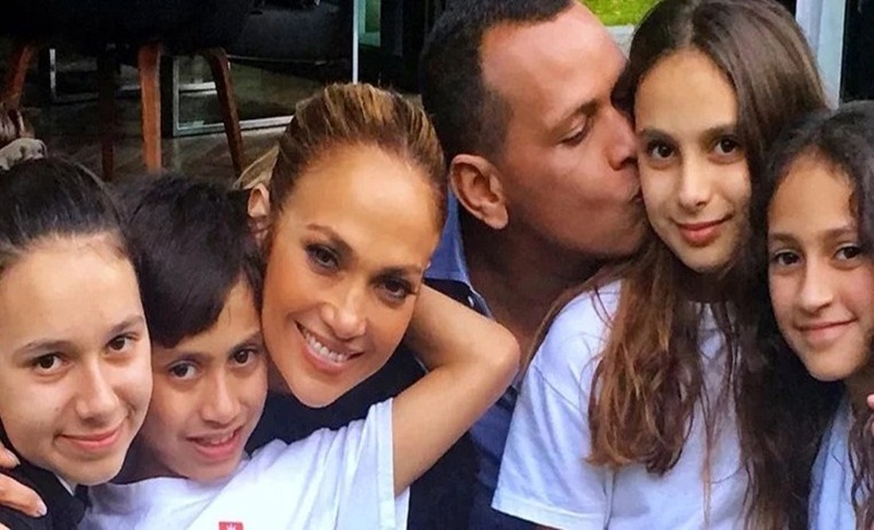Jennifer Lopez emotivnom fotografijom obilježila rođendan svojih blizanaca