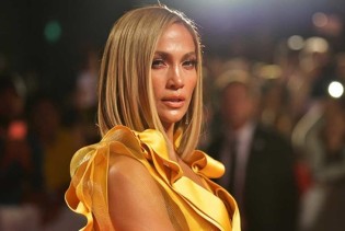 People's Choice Awards: Jennifer Lopez proglašena ikonom 2020., plakala od sreće