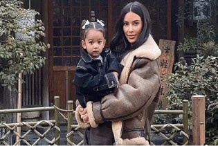 Iako su joj samo dvije godine, kći Kim Kardashian već se oblači u maminom ormaru