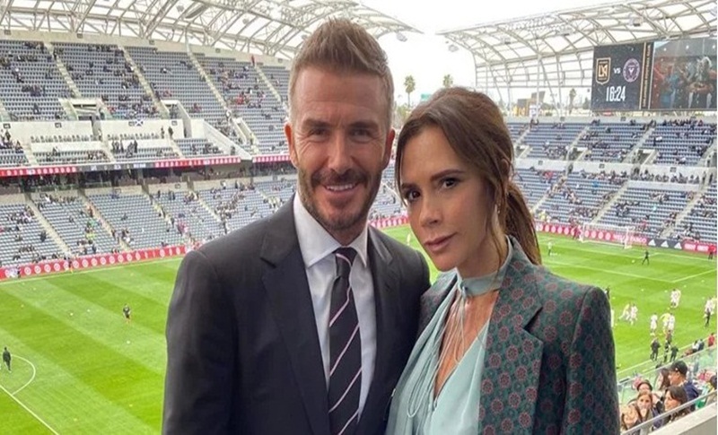 Ni Victoria Beckham ne može odoljeti hlačama koje su zavladale modom