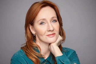 JK Rowling priznala da je preživjela porodično nasilje i seksualno zlostavljanje