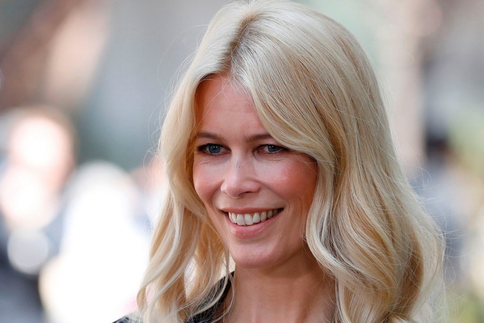 Pedesetogodišnja Claudia Schiffer otkrila tajnu mladolike kože i prelijepog tena