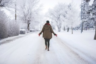 Zbog čega je šetnja po hladnom zraku najbolje što možete napraviti za sebe?