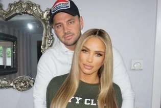 Katie Price i Carl Woods objavili zaruke