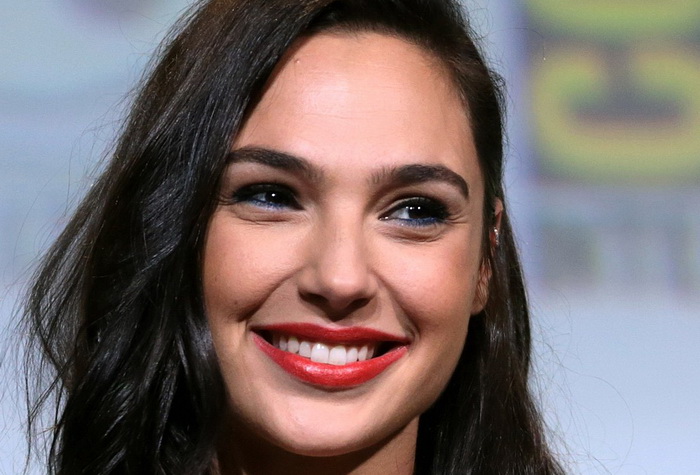 Gal Gadot se susrela s brojnim kritikama zbog tvita o sukobu Izraela i Palestine