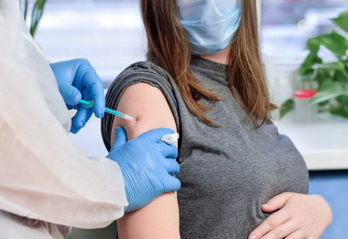 Studija: Vakcinacija protiv koronavirusa ne utječe na plodnost žena i muškaraca