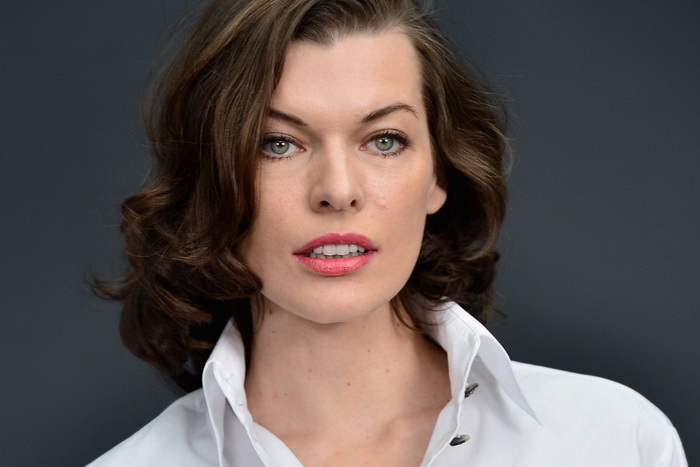 Milla Jovovich povezala sukob u Ukrajini s ratom u Jugoslaviji: Sjećam se trauma porodice