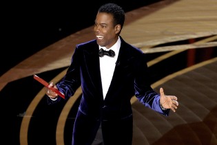 Chris Rock konačno prekinuo šutnju nakon sramotnog šamara na dodjeli Oscara