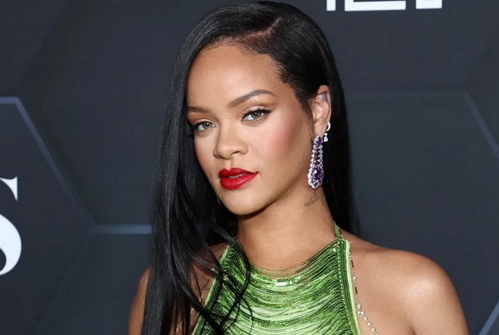 Rihanna uvrštena na Forbesovu godišnju listu milijardera