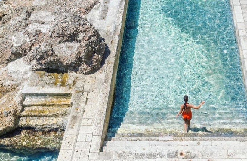 Čudesni bazen na obali Jadrana kojem tepaju da je najljepši na svijetu