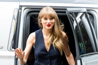 Taylor Swift u tajnosti se zaručila nakon više od pet godina veze