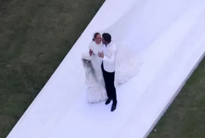 Vjenčali se Ben Affleck i Jennifer Lopez, objavljene prve fotke raskošne ceremonije