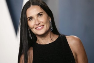 Demi Moore preživjela pakao: Majka dala da je siluju da bi zaradila za drogu