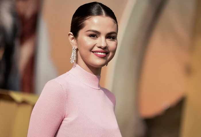 Selena Gomez postala prva žena na Instagramu koja ima preko 400 miliona pratitelja