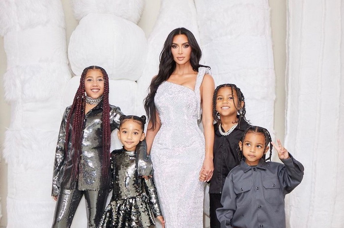 Kim Kardashian o roditeljstvu: Ne operem kosu danima, često plačem prije spavanja