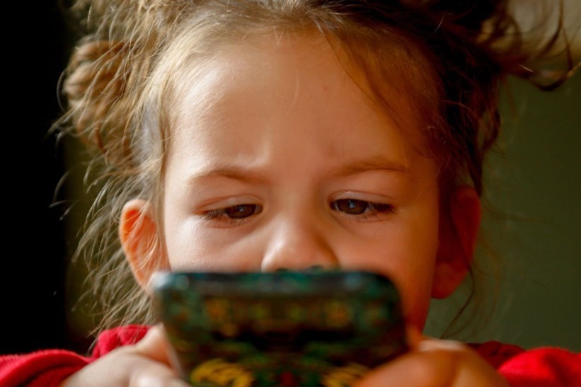 Da li roditelji gube bitku u eri digitalnih tehnologija?