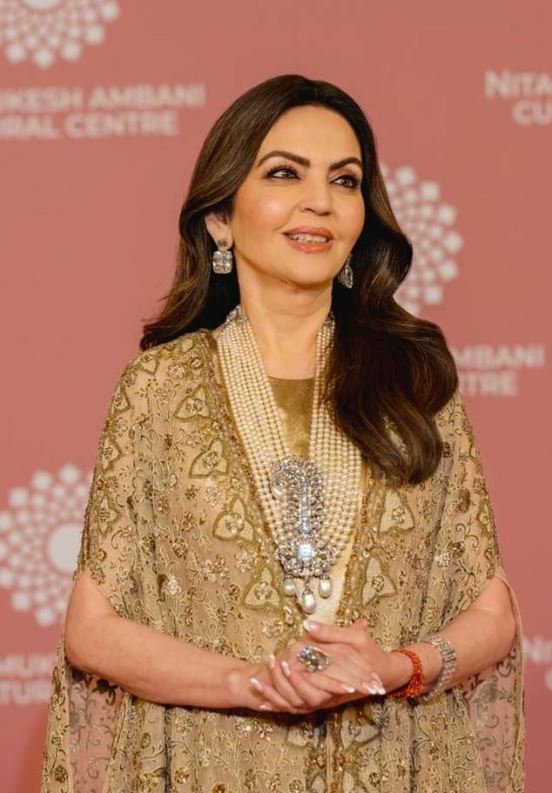 U kakvom luksuzu živi najbogatija Indijka Nita Ambani