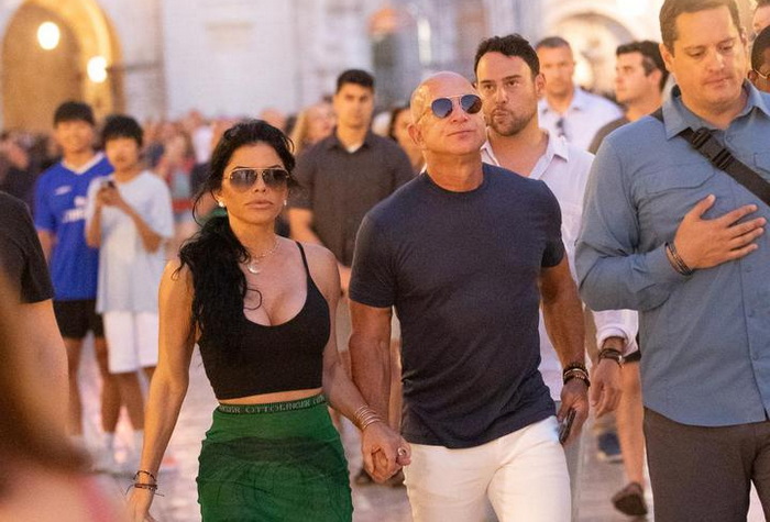 Jeff Bezos i njegova zaručnica u Dubrovnik doveli i slavni par Katy Perry i Orlanda Blooma