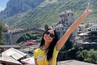 Jedna od najuspješnijih bh. manekenki Enisa Bukvić uživa u Mostaru: U mojoj lijepoj zemlji