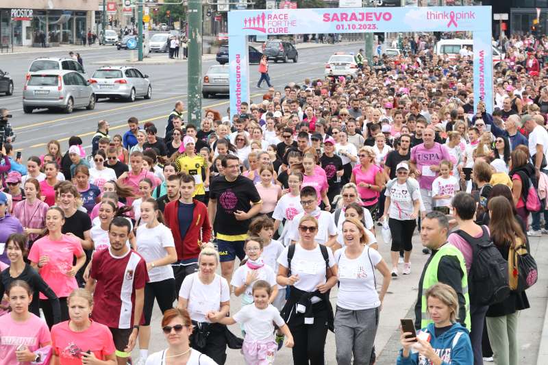 Foto: U Sarajevu održana utrka 'Race for the Cure'