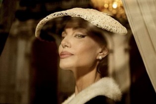 Angelina Jolie snima film o operskoj divi Mariji Callas, pogledajte prve fotke sa seta